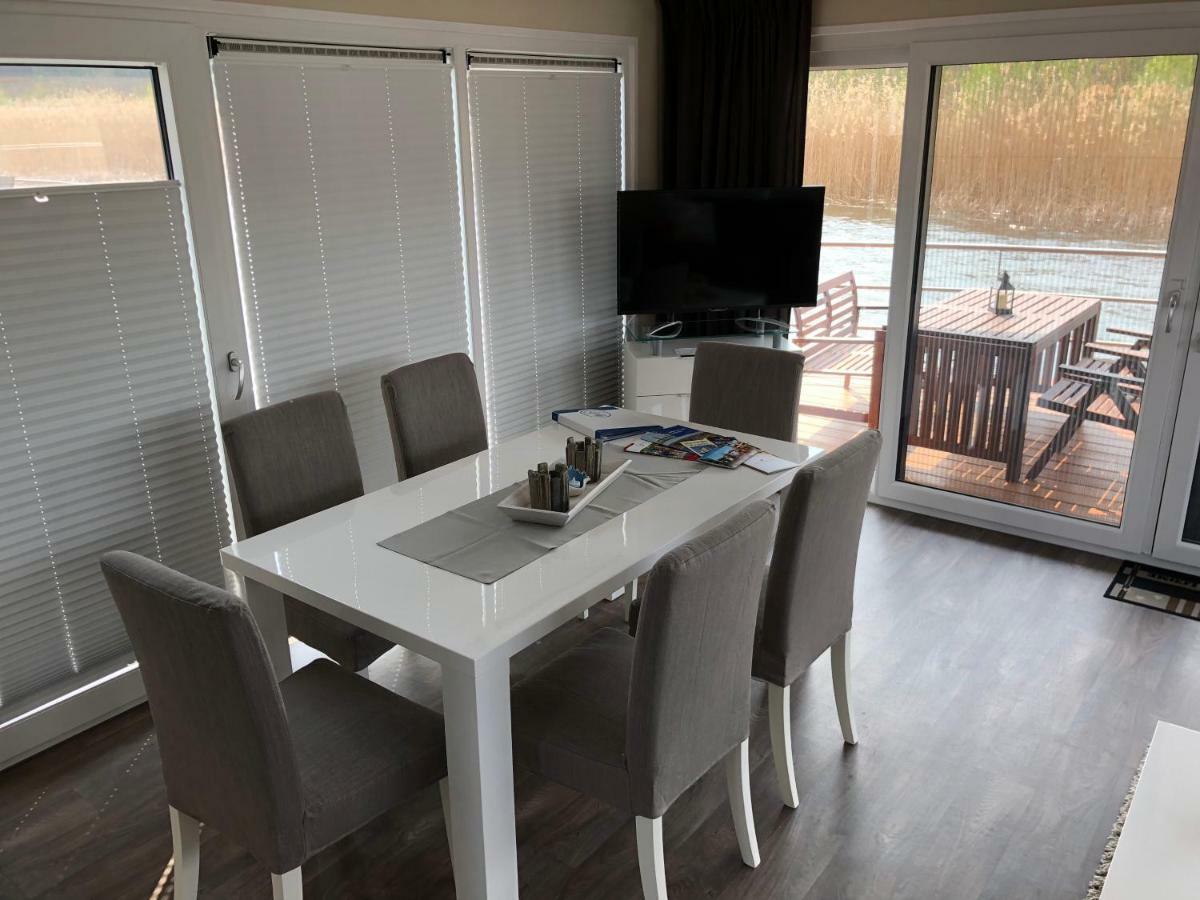 Hausboot Harmonie Hotel Bitterfeld-Wolfen ภายนอก รูปภาพ